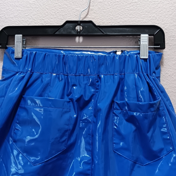 Mags & Pye Vinyl Mini Skirt Medium Stretchy Pockets Blue - Picture 9 of 10